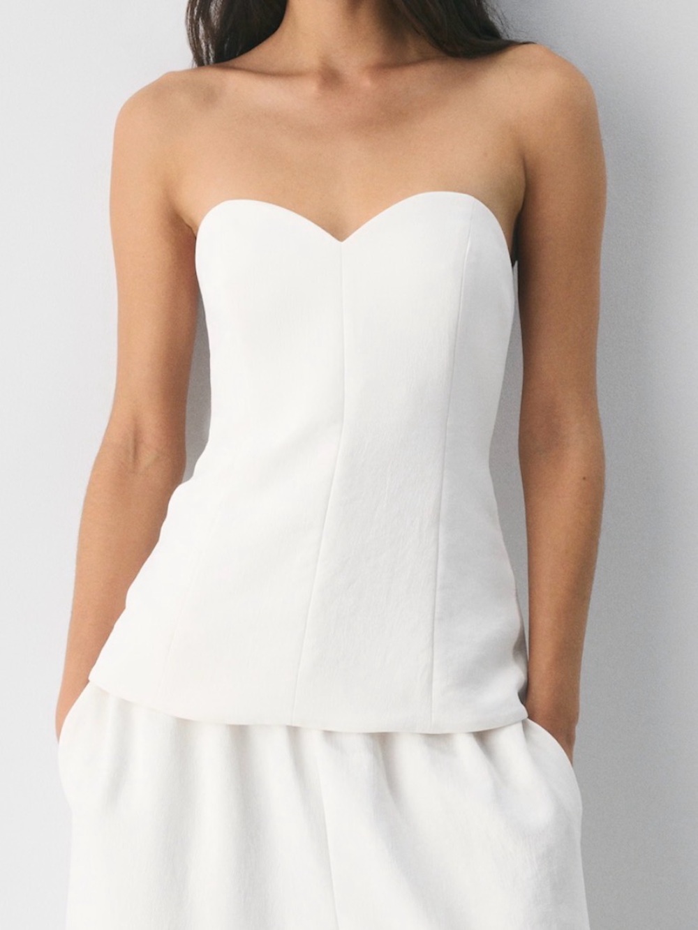 Aritzia Strapless Sweetheart White Bustier Top
